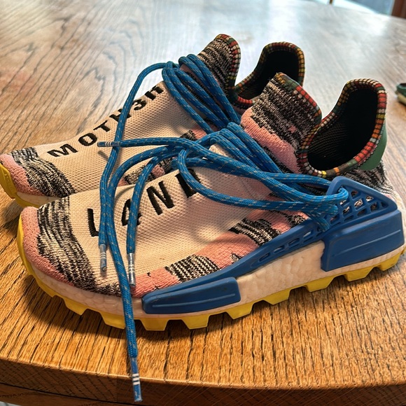 Adidas NMD x Pharrell Williams (Human Race) - Picture 5 of 9